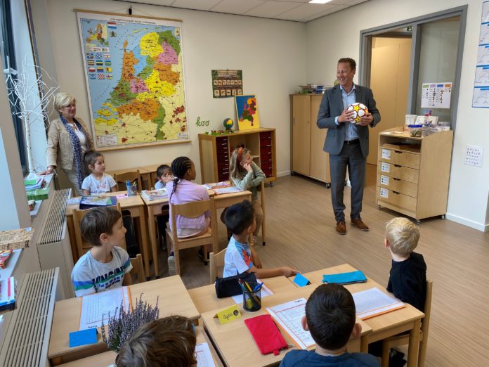 23-06 opening schooljaar 21-22