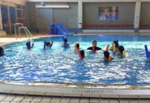 Honderd kinderen op zomerzwemles