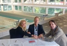 Sleutels voor nieuw bad en kantoor