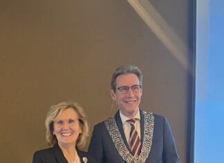 Prof. Middelkoop kreeg Kon. onderscheiding