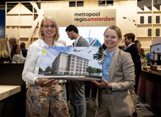 Ondertekening De Olmenhof