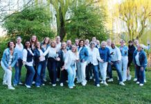 Amstel Gospel Choir concerteert in Westend