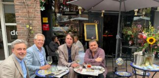 Gemeente feliciteert Bistro Toost